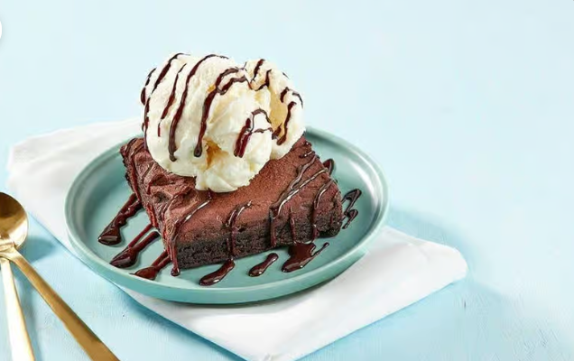 Dbl Choc. Brwnie w/ Ice Cream